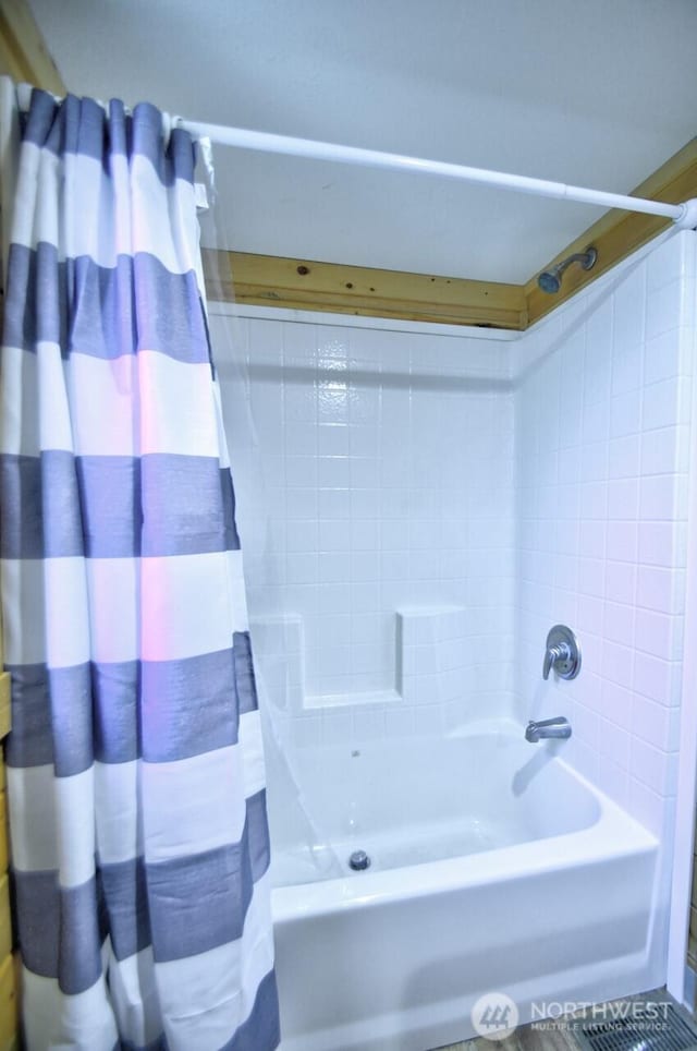 1546 Reservation Rd SE Unit 179, Olympia, WA 98513 - full bathroom with shower / bathtub combination with curtain