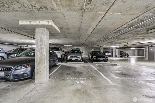 2929 1st Ave Unit 205, Seattle, WA 98121 - view of parking deck