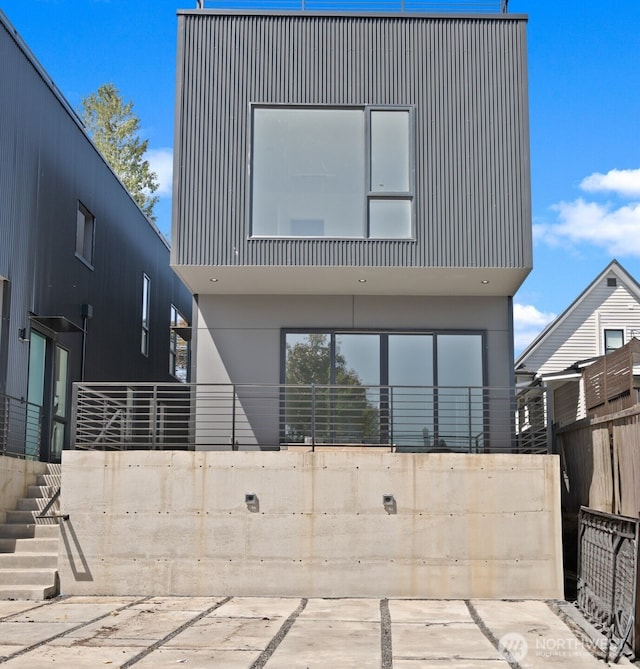 1114 26th Ave Unit B, Seattle, WA 98122 - view of back of property