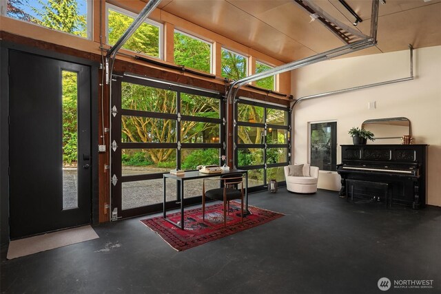 9707 SW Quartermaster Dr, Vashon, WA 98070 - view of sunroom / solarium