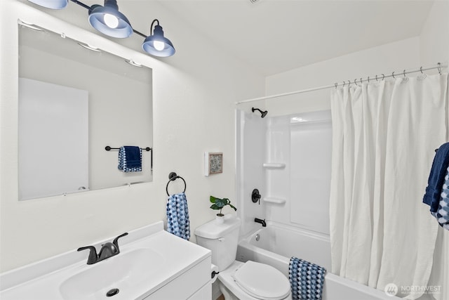 1506 N Defiance St Unit R205, Tacoma, WA 98406 - bathroom featuring vanity and shower / bath combo with shower curtain