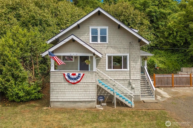 113 W Chenault Ave, Hoquiam, WA 98550 - bungalow-style home with stairs