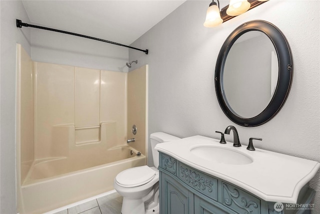 113 W Chenault Ave, Hoquiam, WA 98550 - bathroom featuring toilet, vanity, and shower / bathtub combination