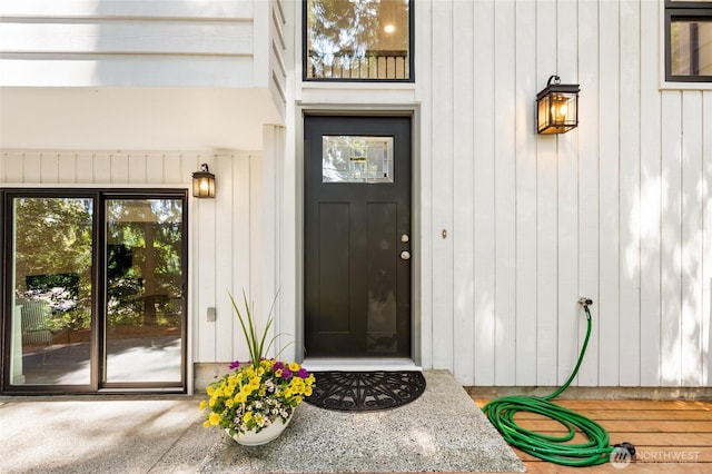 604 N 178th St, Shoreline, WA 98133 - view of doorway to property