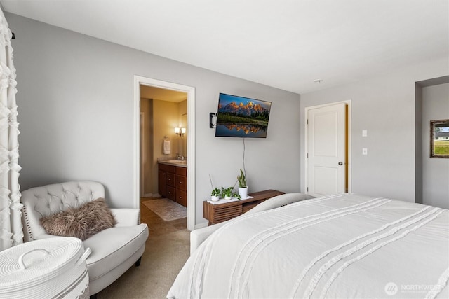 5418 Bennett Ave SE, Auburn, WA 98092 - bedroom with light carpet and ensuite bath