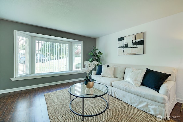 109 77th Pl SW, Everett, WA 98203 - living area with baseboards and wood finished floors