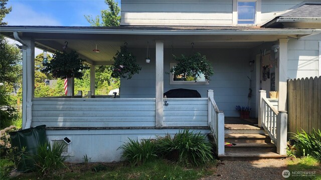 3504 L Pl, Seaview, WA 98644 - entrance to property with covered porch