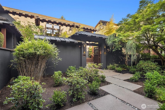 1104 Lakeside Ave S, Seattle, WA 98144 - view of front of home with stucco siding
