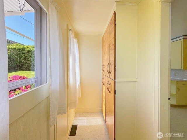 13151/2 W 5th St, Port Angeles, WA 98363 - corridor featuring ornamental molding