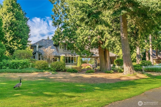 5419 Quail Run, Blaine, WA 98230 - view of front of home with a front lawn