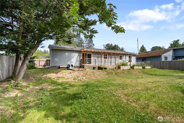 133 Broad St W, Bremerton, WA 98312 - back of house featuring a fenced backyard and a deck