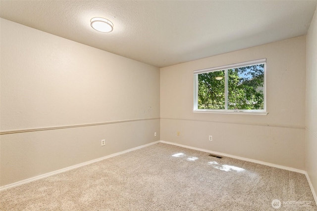 10008 50th Pl W, Mukilteo, WA 98275 - spare room featuring carpet flooring