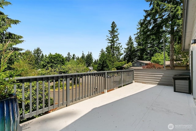 10008 50th Pl W, Mukilteo, WA 98275 - view of patio / terrace