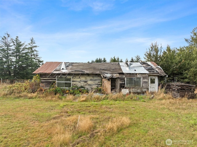 1921 Taylor St, Centralia, WA 98531 - rear view of property with solar panels