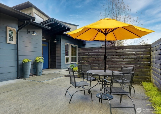 11116 SE 4th St, Bellevue, WA 98004 - view of patio with outdoor dining area