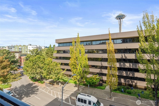 2911 2nd Ave Unit 522, Seattle, WA 98121 - view of apartment building / complex