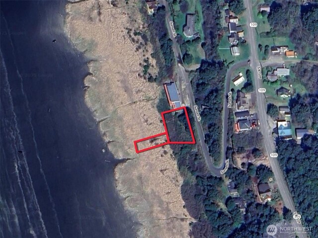 25 Sunset St, Moclips, WA 98562