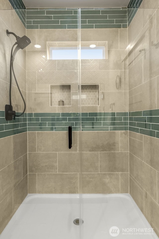 17765 25th Ave NE, Shoreline, WA 98155 - bathroom featuring a stall shower