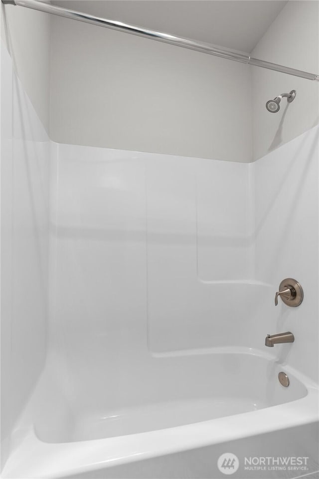 17621 Vine Ln SE, Yelm, WA 98597 - full bath with shower / bathtub combination