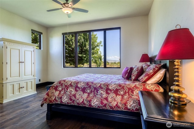 2316 Ridgeview Rd, Walla Walla, WA 99362 - bedroom with wood finished floors and a ceiling fan