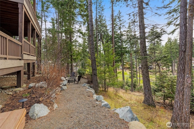 420 Black Nugget Ln, Cle Elum, WA 98922 - view of yard featuring an outdoor fire pit and a deck