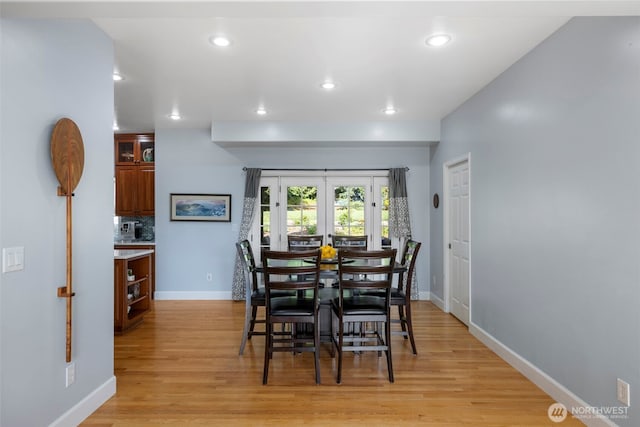 6817 Picnic Point Rd, Edmonds, WA 98026 - dining room with light wood-type flooring, baseboards, and recessed lighting