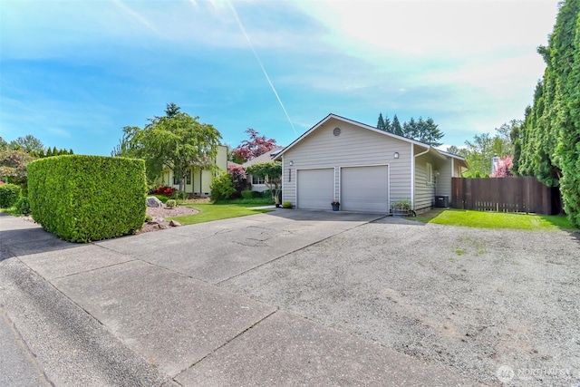 6002 35th Way SE, Auburn, WA 98092 - garage with concrete driveway