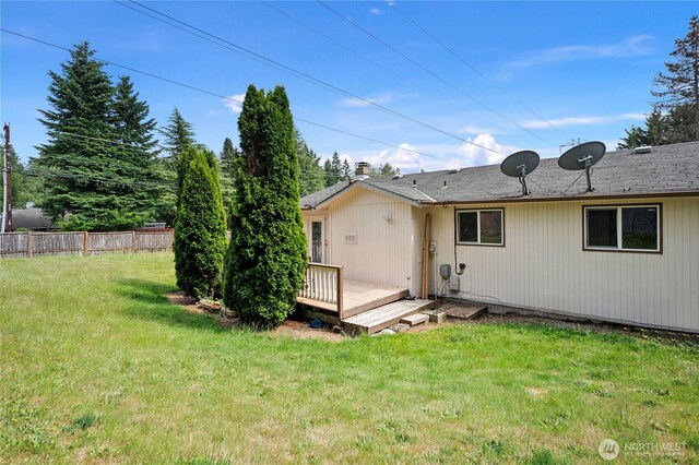 12244 NE 136th Pl, Kirkland, WA 98034 - back of house featuring a wooden deck