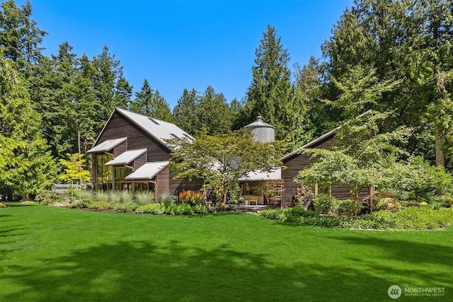 9000 NE Hidden Cove Rd, Bainbridge Island, WA 98110 - view of green lawn