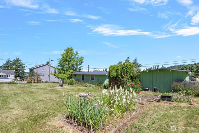 967 High Rd, Camano Island, WA 98282 - view of grassy yard