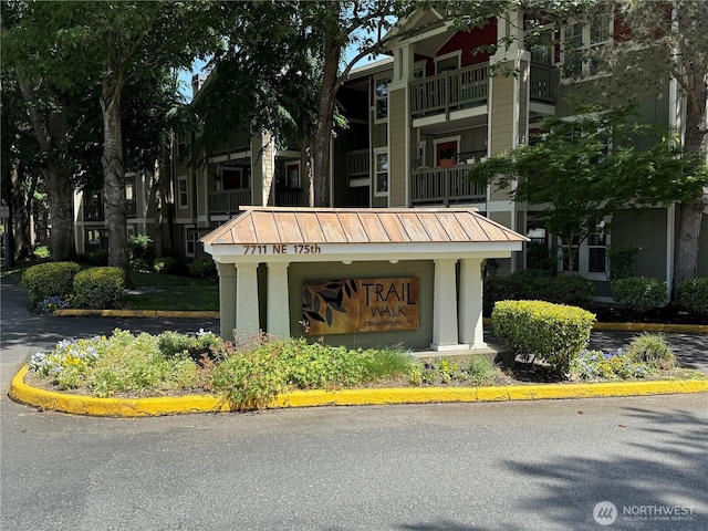 7711 NE 175th St Unit C106, Kenmore, WA 98028 - view of community / neighborhood sign