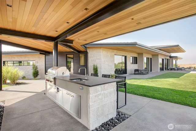 335 Brickwood Dr, Walla Walla, WA 99362 - view of patio / terrace featuring an outdoor kitchen and a sink