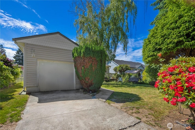 12421 2nd Ave S, Seattle, WA 98168 - view of property exterior with a yard and driveway