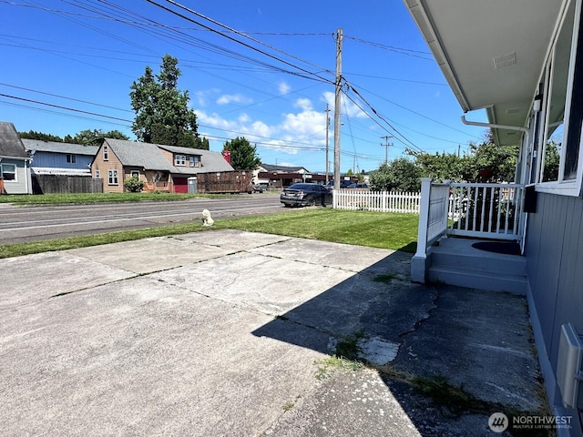 2036 30th Ave, Longview, WA 98632 - view of patio featuring a residential view