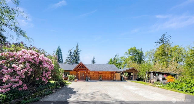 1416 Marietta Ave, Bellingham, WA 98226 - cabin featuring driveway
