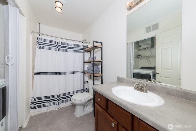10312 26th Pl SE, Lake Stevens, WA 98258 - full bath with vanity and a shower with curtain