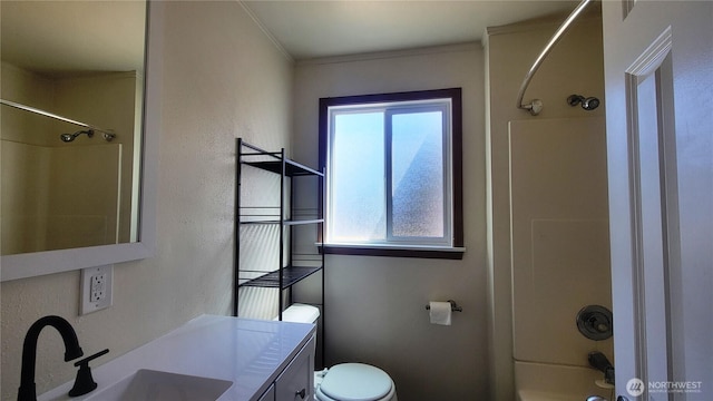 1618 112th St S, Parkland, WA 98444 - full bath with vanity, shower / tub combination, crown molding, and a textured wall