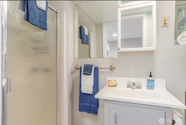 1833 3rd Ave, Kirkland, WA 98033 - bathroom with a stall shower and vanity
