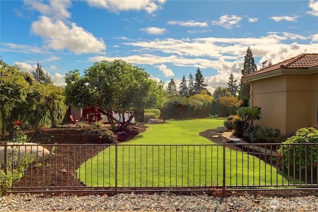 1055 91st Ave NE, Bellevue, WA 98004 - view of yard