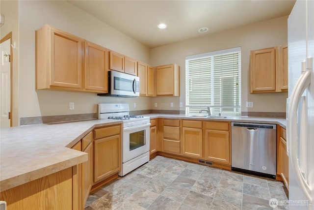 1625 181st St E, Spanaway, WA 98387 - photo 11