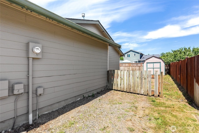 2376 Nicholas Dr, Ferndale, WA 98248 - view of yard with a shed