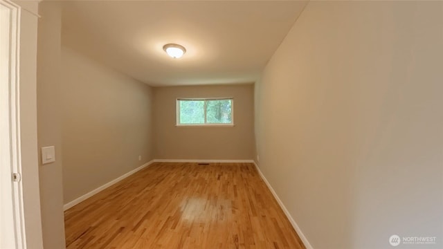 30022 2nd Pl SW, Federal Way, WA 98032 - spare room featuring light wood-type flooring and baseboards