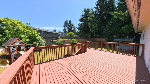 30022 2nd Pl SW, Federal Way, WA 98032 - wooden terrace featuring a storage shed and a fenced backyard