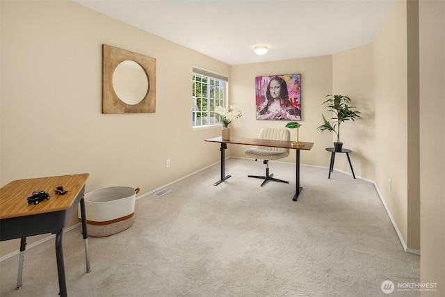 600 213th St SW, Bothell, WA 98021 - home office with carpet floors