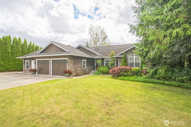 804 S Park Ct, Lynden, WA 98264 - ranch-style house with a garage, driveway, a front lawn, and stone siding