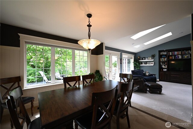804 S Park Ct, Lynden, WA 98264 - carpeted dining area featuring vaulted ceiling and a skylight