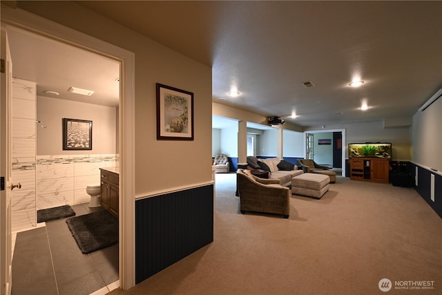 804 S Park Ct, Lynden, WA 98264 - carpeted living area with a wainscoted wall and recessed lighting