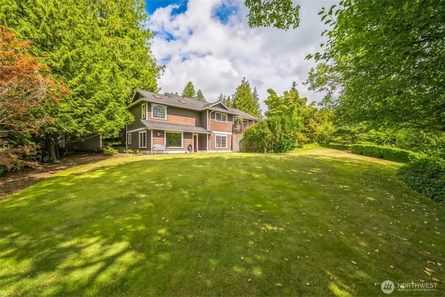804 S Park Ct, Lynden, WA 98264 - rear view of house featuring a yard