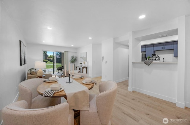14600 NE 32nd St Unit I4, Bellevue, WA 98007 - dining space featuring light wood-type flooring and recessed lighting
