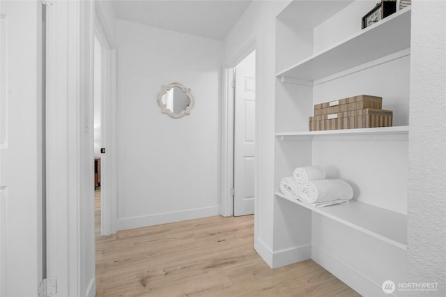 14600 NE 32nd St Unit I4, Bellevue, WA 98007 - corridor featuring wood finished floors and baseboards